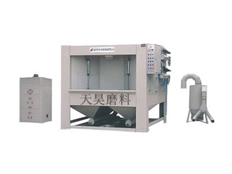 不粘鍋自動轉(zhuǎn)臺式噴砂機